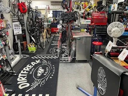 Cycle Garage Ishibashi (サイクルガレージ石橋商店) — bike rental in Hiroshima